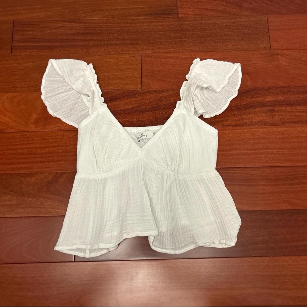 Hollister White Ruffled baby doll tank